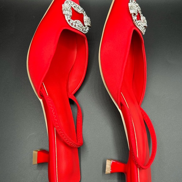 Women’s Red Cloth Kitten Heel Pointy Closed Toe Sandals Size 43 EUR  11 1/2 US - Picture 10 of 12